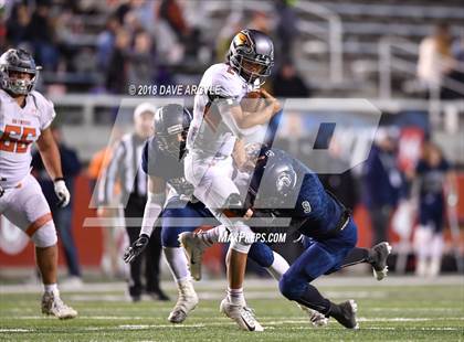 Thumbnail 2 in Skyridge vs. Corner Canyon (UHSAA 5A Final) photogallery.