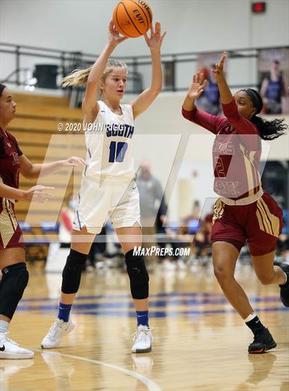 Thumbnail 2 in Johns Creek @ South Forsyth photogallery.