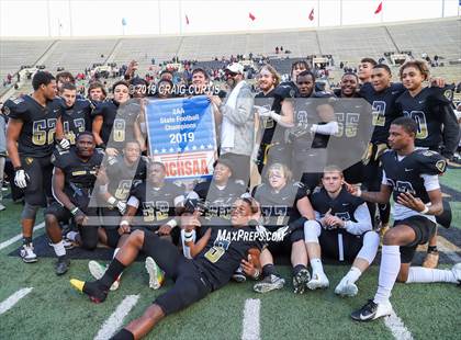 Thumbnail 2 in Salisbury vs. Shelby (NCHSAA 2AA Final) photogallery.