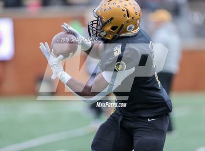 Thumbnail 1 in Salisbury vs. Shelby (NCHSAA 2AA Final) photogallery.