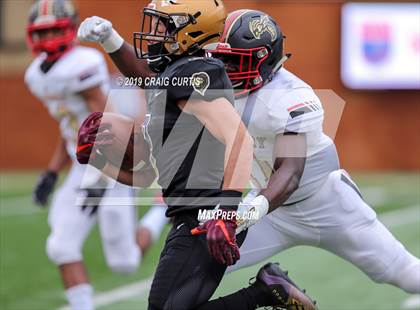 Thumbnail 3 in Salisbury vs. Shelby (NCHSAA 2AA Final) photogallery.