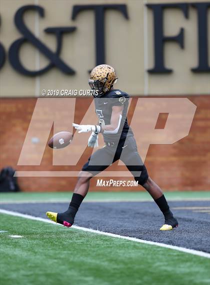 Thumbnail 1 in Salisbury vs. Shelby (NCHSAA 2AA Final) photogallery.
