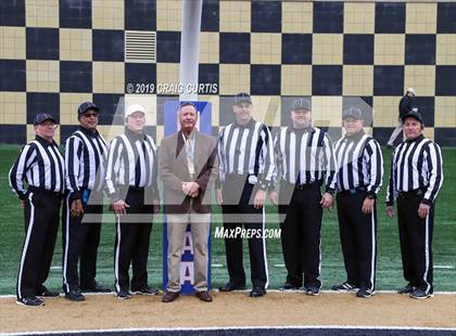 Thumbnail 1 in Salisbury vs. Shelby (NCHSAA 2AA Final) photogallery.