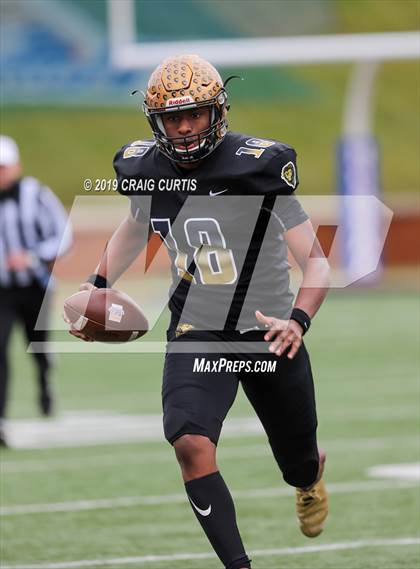 Thumbnail 1 in Salisbury vs. Shelby (NCHSAA 2AA Final) photogallery.