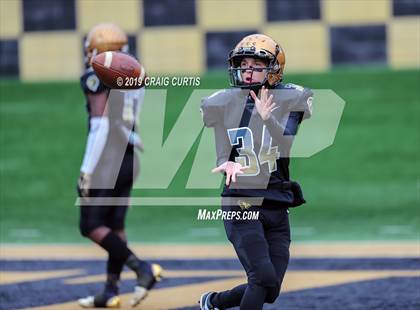 Thumbnail 2 in Salisbury vs. Shelby (NCHSAA 2AA Final) photogallery.