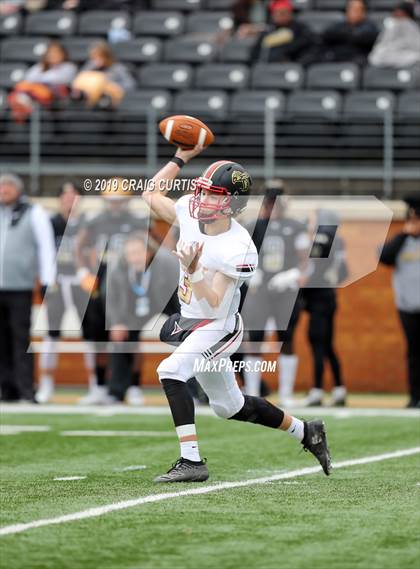 Thumbnail 1 in Salisbury vs. Shelby (NCHSAA 2AA Final) photogallery.