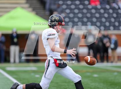 Thumbnail 3 in Salisbury vs. Shelby (NCHSAA 2AA Final) photogallery.