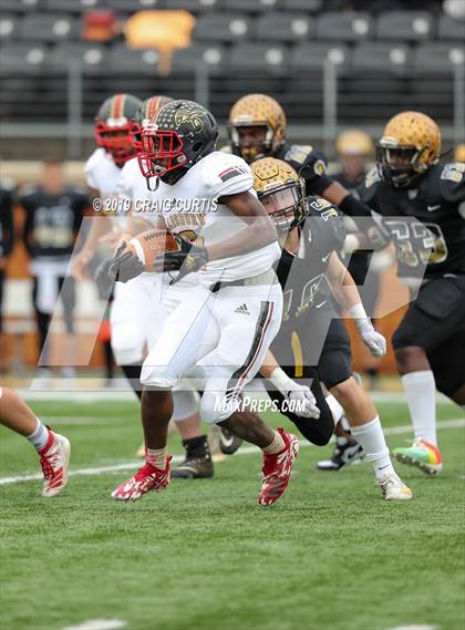 Thumbnail 3 in Salisbury vs. Shelby (NCHSAA 2AA Final) photogallery.
