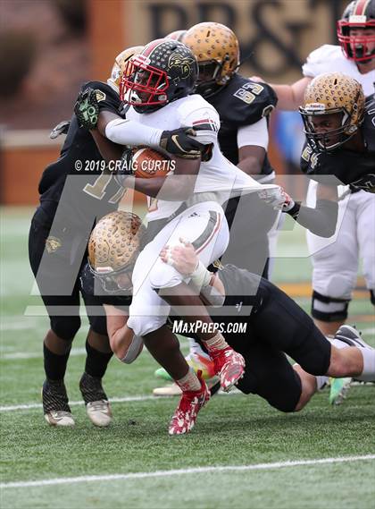 Thumbnail 1 in Salisbury vs. Shelby (NCHSAA 2AA Final) photogallery.