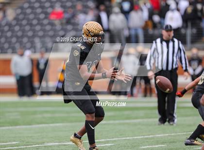 Thumbnail 1 in Salisbury vs. Shelby (NCHSAA 2AA Final) photogallery.
