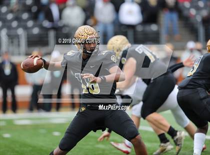 Thumbnail 2 in Salisbury vs. Shelby (NCHSAA 2AA Final) photogallery.