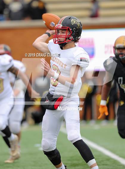 Thumbnail 3 in Salisbury vs. Shelby (NCHSAA 2AA Final) photogallery.
