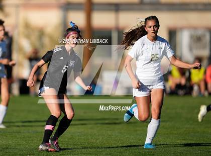 Thumbnail 3 in St. Pius X vs. Los Alamos photogallery.