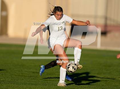 Thumbnail 1 in St. Pius X vs. Los Alamos photogallery.