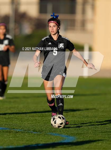 Thumbnail 1 in St. Pius X vs. Los Alamos photogallery.