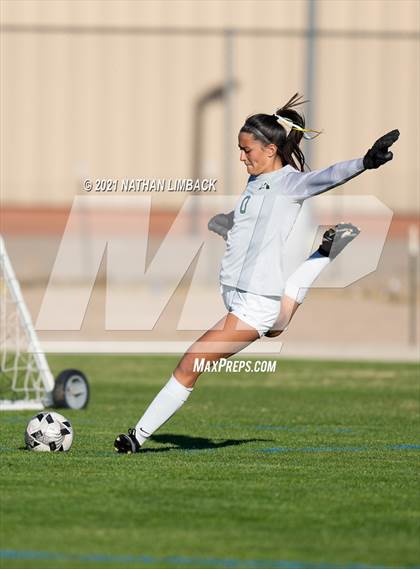 Thumbnail 1 in St. Pius X vs. Los Alamos photogallery.