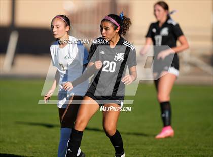 Thumbnail 1 in St. Pius X vs. Los Alamos photogallery.