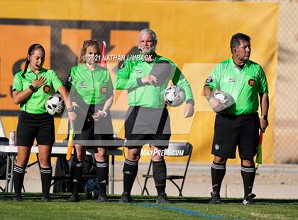 Thumbnail 1 in St. Pius X vs. Los Alamos photogallery.