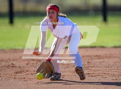 Thumbnail 3 in Loveland vs. Cherokee Trail (CHSAA 5A Semifinal Playoff) photogallery.