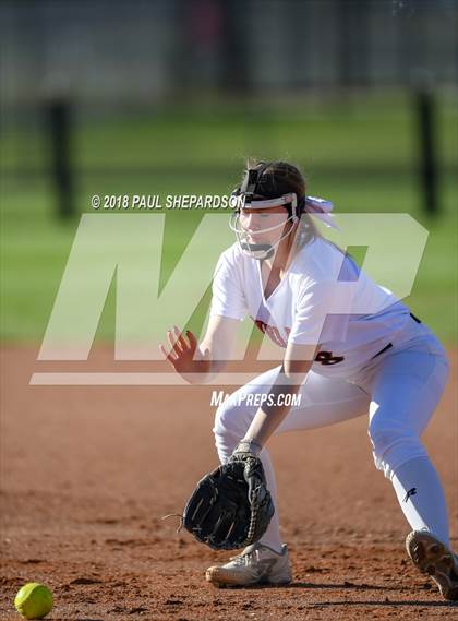 Thumbnail 2 in Loveland vs. Cherokee Trail (CHSAA 5A Semifinal Playoff) photogallery.