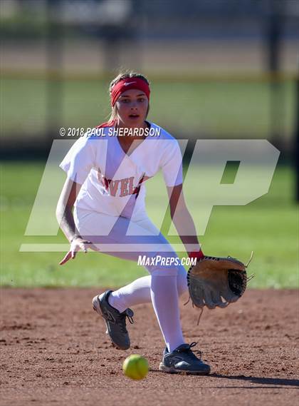 Thumbnail 2 in Loveland vs. Cherokee Trail (CHSAA 5A Semifinal Playoff) photogallery.