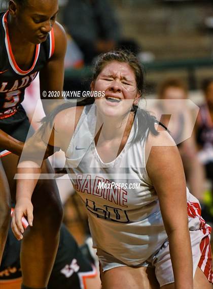 Thumbnail 2 in Sabine vs. Elysian Fields (UIL 3A Bi-District Playoff) photogallery.