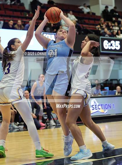 Thumbnail 1 in Ardsley vs Westlake (NYSPHSAA Section 1 Class A Semifinal) photogallery.