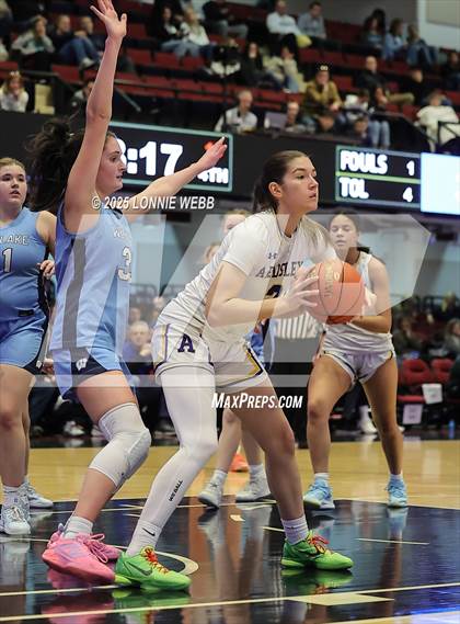 Thumbnail 2 in Ardsley vs Westlake (NYSPHSAA Section 1 Class A Semifinal) photogallery.