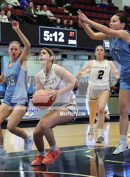 Thumbnail 1 in Ardsley vs Westlake (NYSPHSAA Section 1 Class A Semifinal) photogallery.