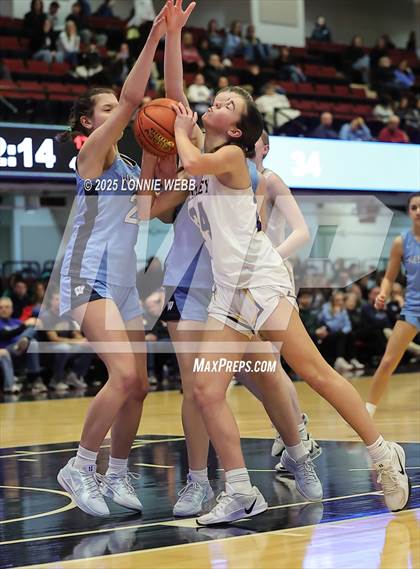Thumbnail 2 in Ardsley vs Westlake (NYSPHSAA Section 1 Class A Semifinal) photogallery.