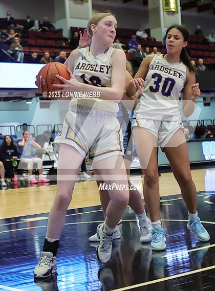 Thumbnail 1 in Ardsley vs Westlake (NYSPHSAA Section 1 Class A Semifinal) photogallery.