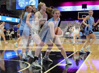 Thumbnail 2 in Ardsley vs Westlake (NYSPHSAA Section 1 Class A Semifinal) photogallery.