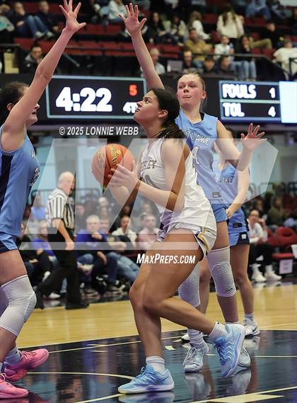 Thumbnail 1 in Ardsley vs Westlake (NYSPHSAA Section 1 Class A Semifinal) photogallery.