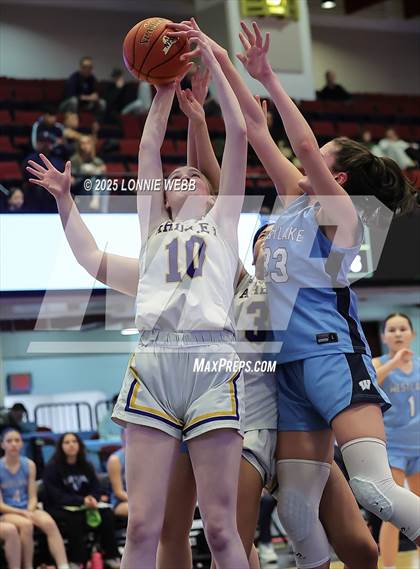 Thumbnail 3 in Ardsley vs Westlake (NYSPHSAA Section 1 Class A Semifinal) photogallery.
