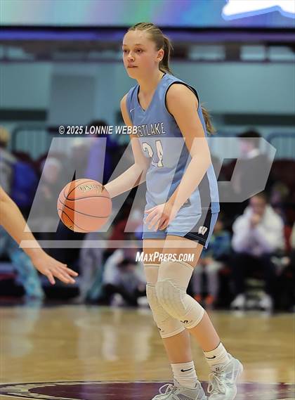 Thumbnail 3 in Ardsley vs Westlake (NYSPHSAA Section 1 Class A Semifinal) photogallery.