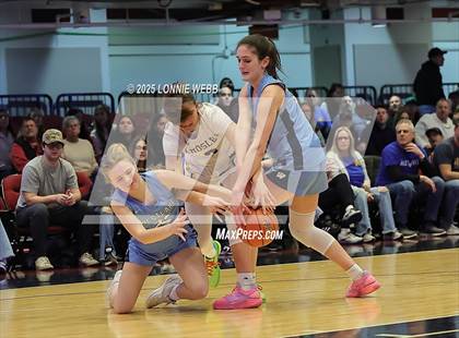 Thumbnail 2 in Ardsley vs Westlake (NYSPHSAA Section 1 Class A Semifinal) photogallery.
