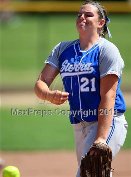 Thumbnail 2 in Los Banos vs. Sierra (CIF SJS D4 Final) photogallery.