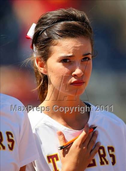 Thumbnail 2 in Los Banos vs. Sierra (CIF SJS D4 Final) photogallery.