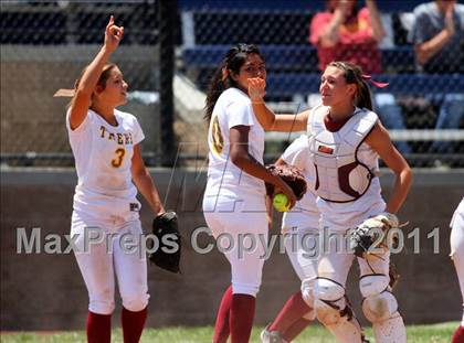 Thumbnail 1 in Los Banos vs. Sierra (CIF SJS D4 Final) photogallery.