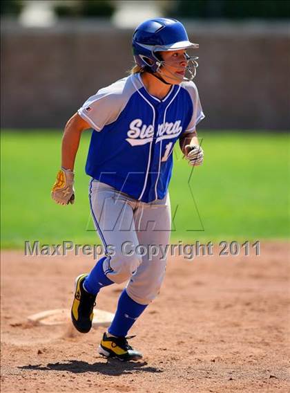 Thumbnail 2 in Los Banos vs. Sierra (CIF SJS D4 Final) photogallery.