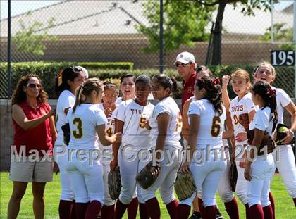 Thumbnail 2 in Los Banos vs. Sierra (CIF SJS D4 Final) photogallery.