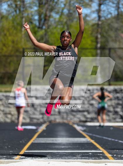 Thumbnail 1 in PHAC South Freshman/Sophomore Invitational (girls events) photogallery.