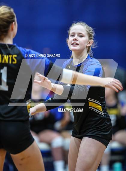 Thumbnail 2 in St. John Lutheran vs. First Baptist Christian Academy photogallery.