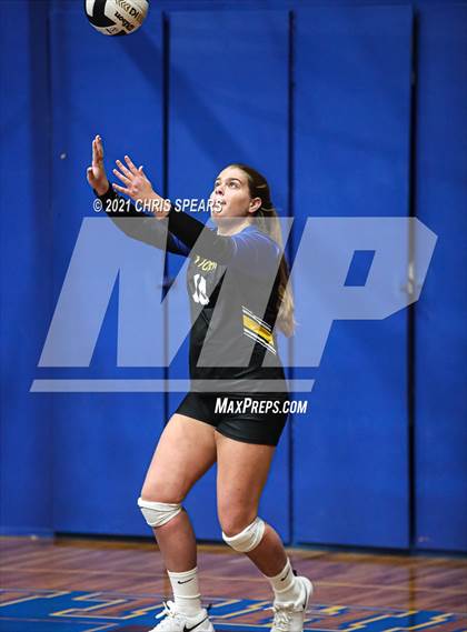 Thumbnail 1 in St. John Lutheran vs. First Baptist Christian Academy photogallery.