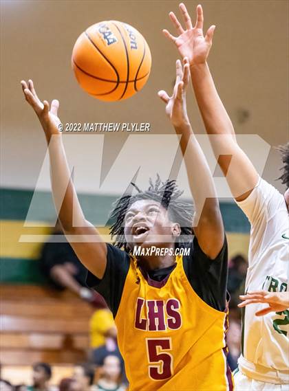 Thumbnail 1 in Lumberton @ Pine Forest photogallery.