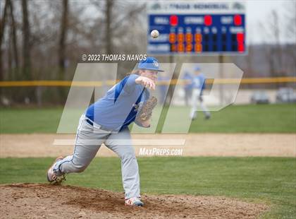 Thumbnail 2 in Putnam @ Lyman Memorial photogallery.