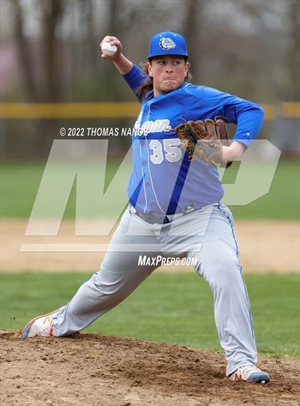 Thumbnail 1 in Putnam @ Lyman Memorial photogallery.