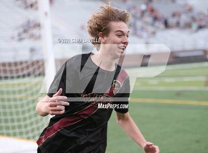 Thumbnail 3 in Wando vs. Carolina Forest photogallery.