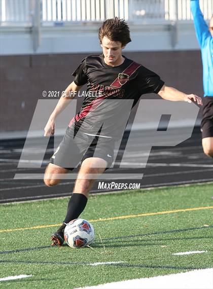 Thumbnail 3 in Wando vs. Carolina Forest photogallery.