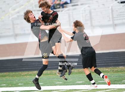 Thumbnail 2 in Wando vs. Carolina Forest photogallery.